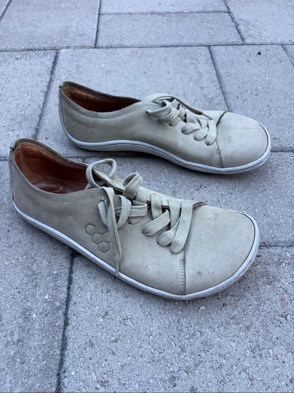 Vivo barefoot  Shoes size 42